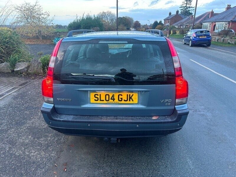 Used Volvo V70 SE 163 HP (119 kW) 2004 Green Estate