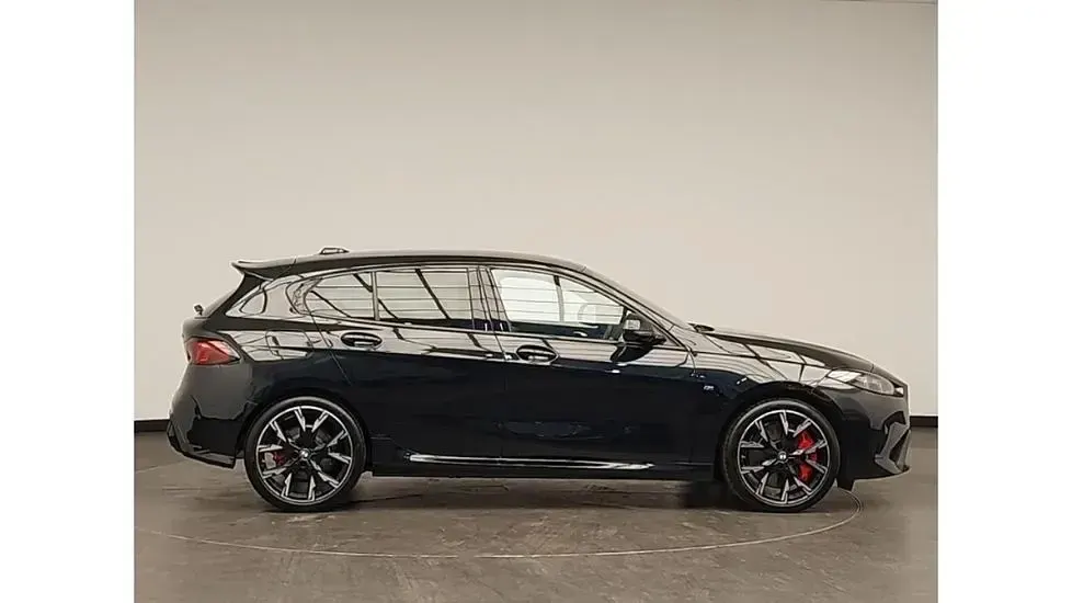 Used BMW 123 M Sport 215 HP (158 kW) 2025 Black Hatchback