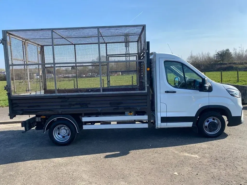 Used Maxus V90 2022 White Van