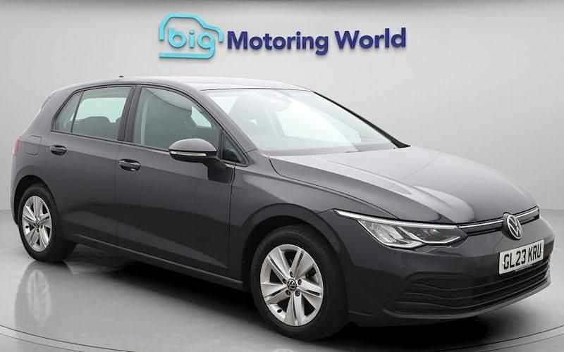 Used VW Golf VIII Life 110 HP (80 kW) 2024 Hatchback