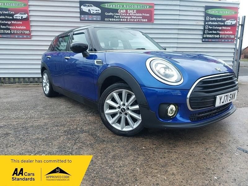 Blue Used 2021 Mini Cooper Clubman Classic Estate | £10,950 (Fair price) - Image 1/4