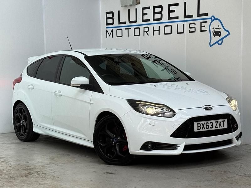 White Used 2013 Ford Focus ST Hatchback | £6,995 (Fair price) - Image 1/3
