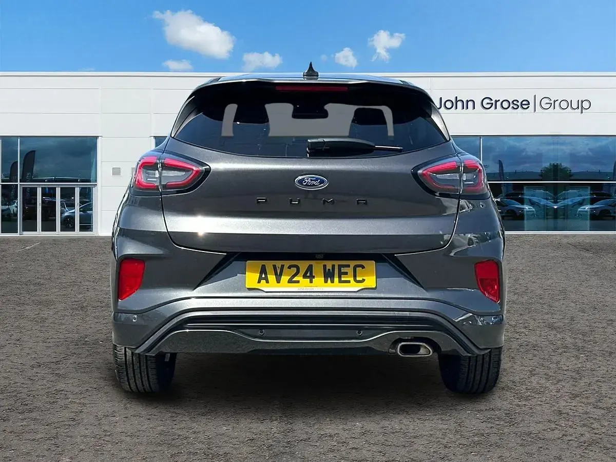 Begagnad Ford Puma ST-Line X 2024 Grå SUV
