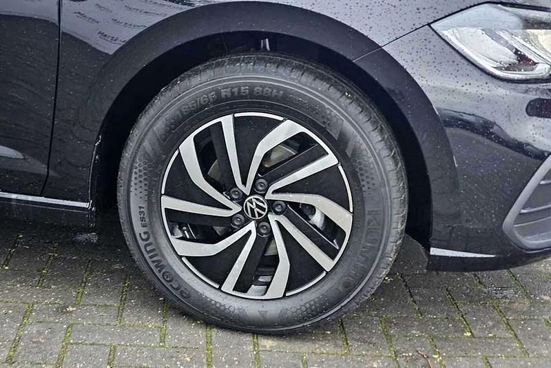 Used VW Polo Life 95 HP (69 kW) 2025 Black Hatchback