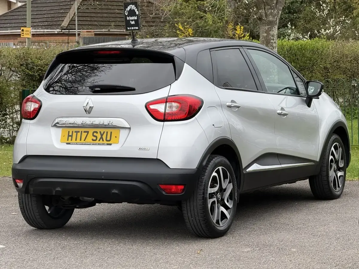 Second-hand Renault Captur Dynamique 2017 Negru SUV