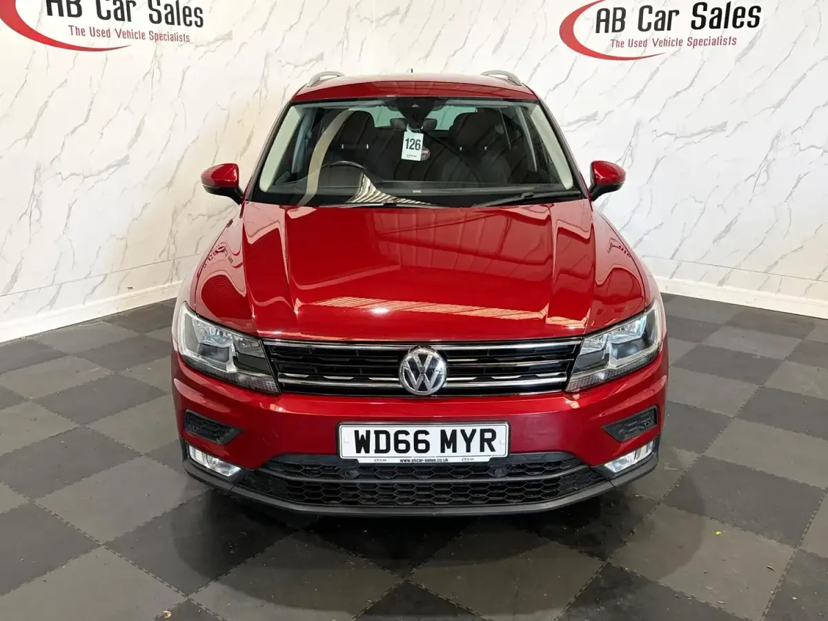 Used VW Tiguan SE 150 HP (110 kW) 2017 Red SUV