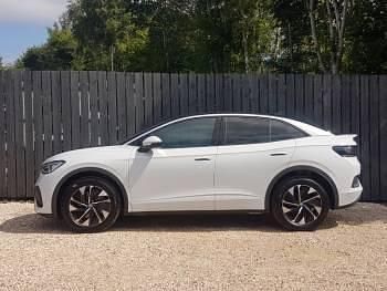 New VW ID.5 Pro 210 kW (286 HP) 2025 Twotone metallic  glacier white with black roof SUV