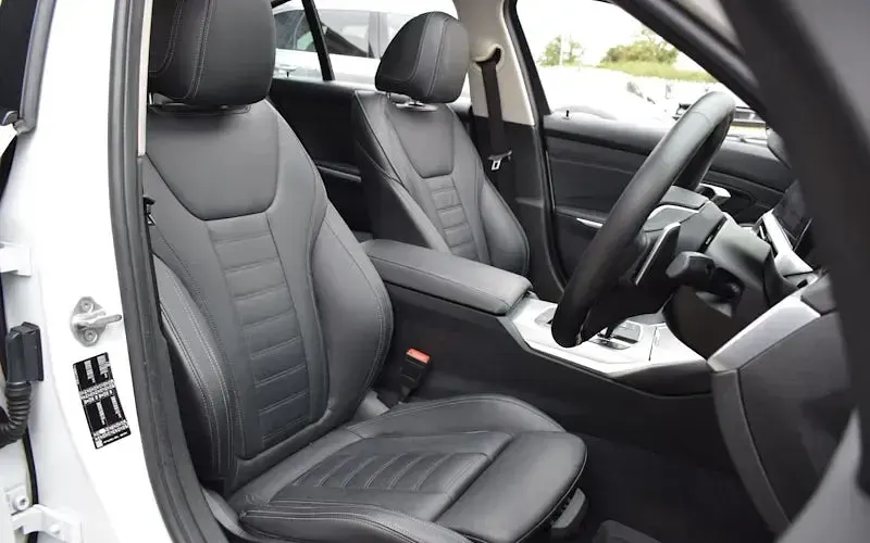 Used BMW 330 Sport Line 258 HP (189 kW) 2020 White Sedan