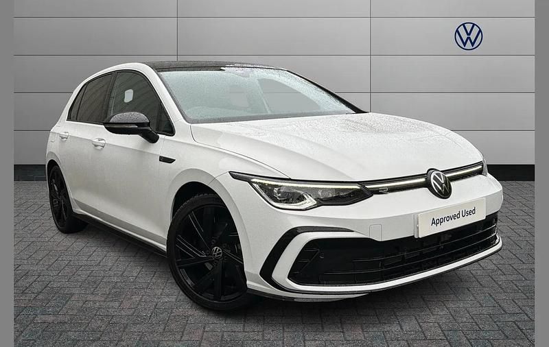 Used VW Golf VIII Black Edition 147 HP (108 kW) 2024 White Hatchback