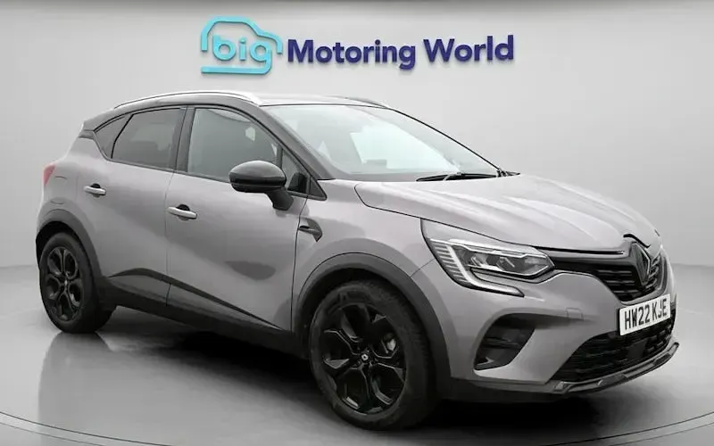 Używany Renault Captur Rive Gauche 143 KM (105 kW) 2022 SUV
