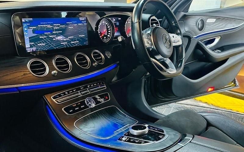 Used Mercedes E200 AMG line 184 HP (135 kW) 2019 Black Estate