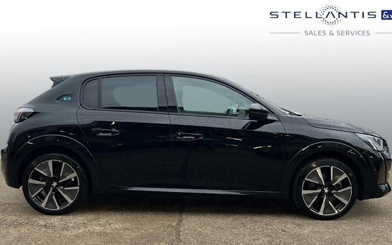 Used Peugeot e-208 Premium 100 kW (136 HP) 2022 Hatchback