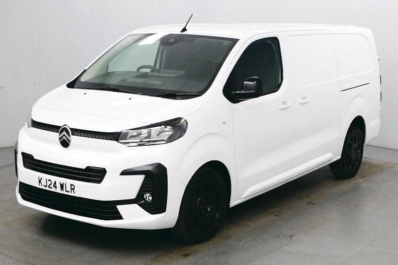 White Used 2024 Citroën Dispatch MPV | £18,490 (Expensive) - Image 1/4