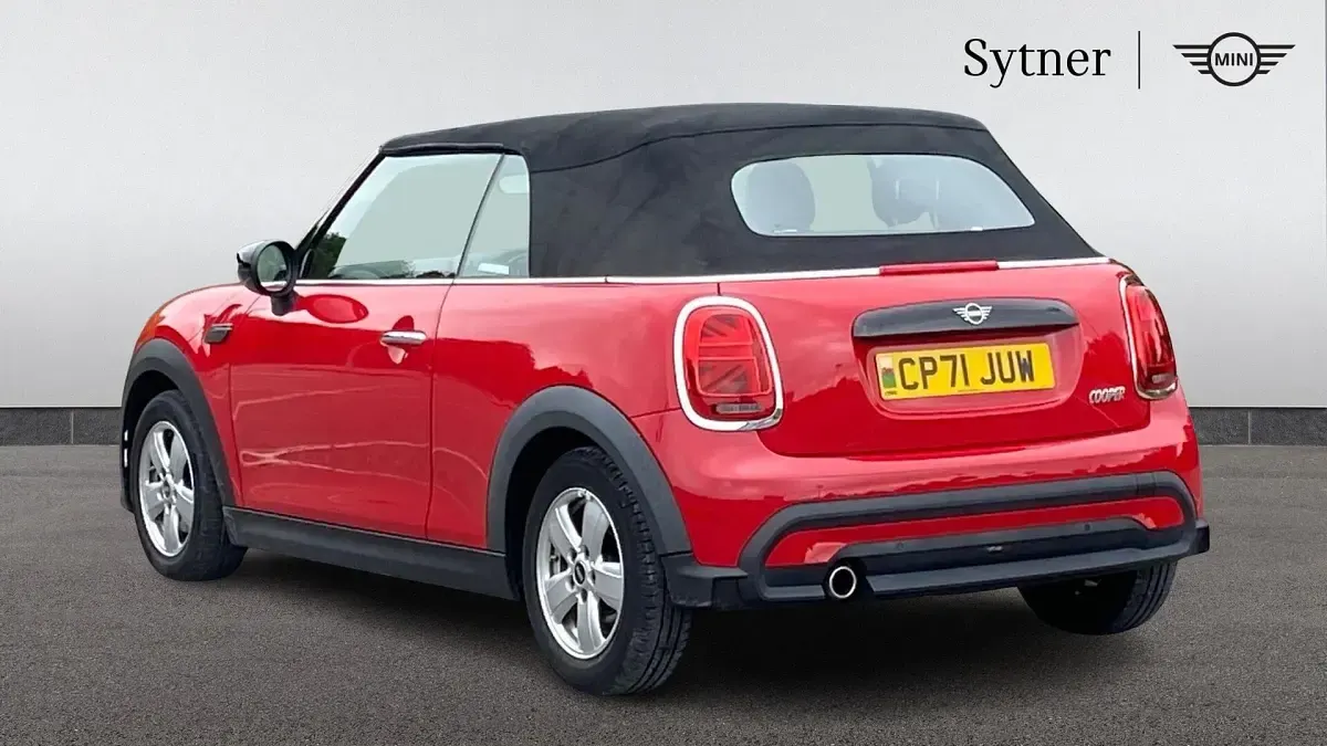 Used Mini Cooper Cabriolet Classic 134 HP (98 kW) 2022 Red Cabriolet