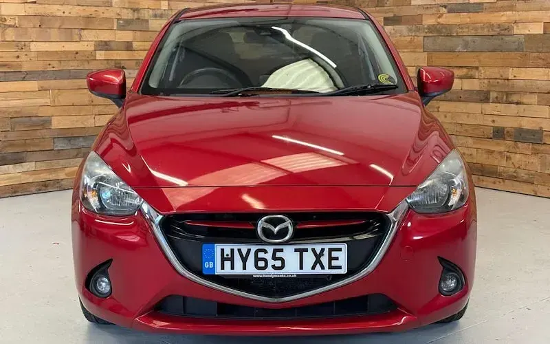 Begagnad Mazda 2 Inclusive 90 HK (66 kW) 2017 Halvkombi