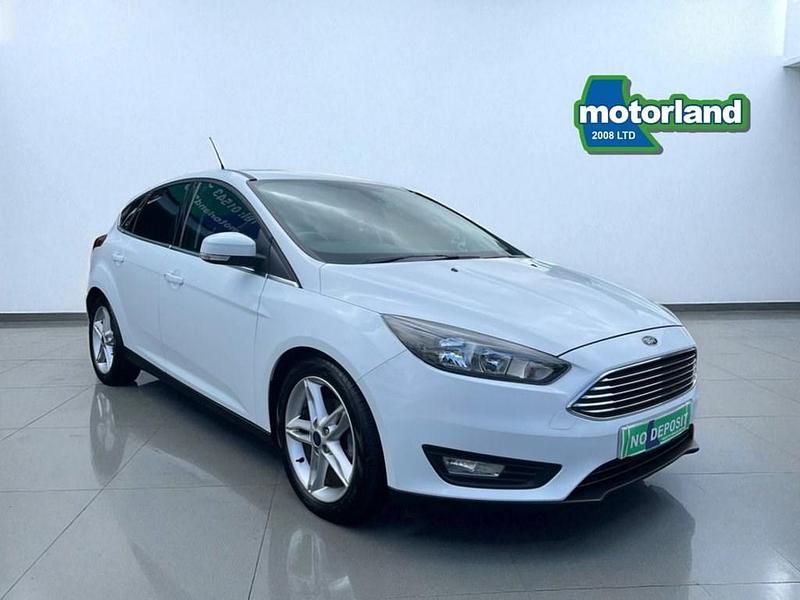White Used 2016 Ford Focus Zetec Hatchback | £6,999 (Expensive) - Image 1/3
