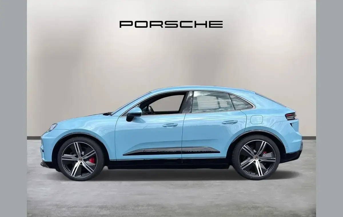 Used Porsche Macan Turbo 469 kW (639 HP) 2025 Blue SUV