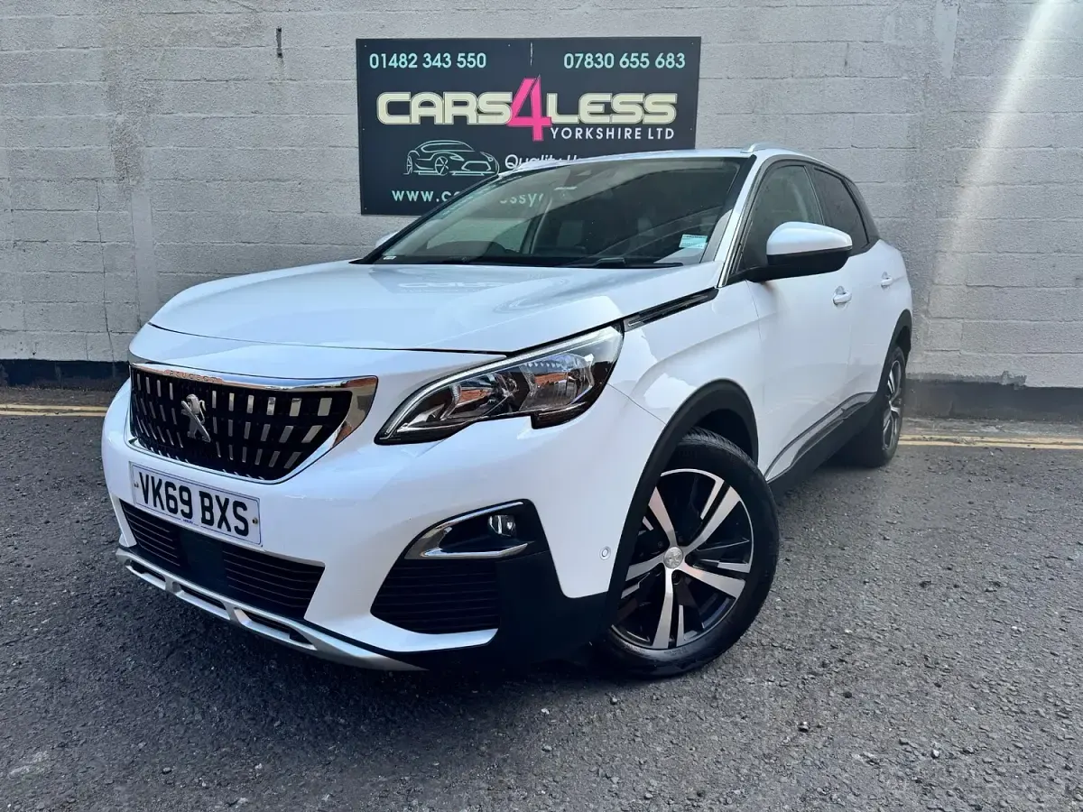 Used Peugeot 3008 Allure 130 HP (95 kW) 2019 White SUV