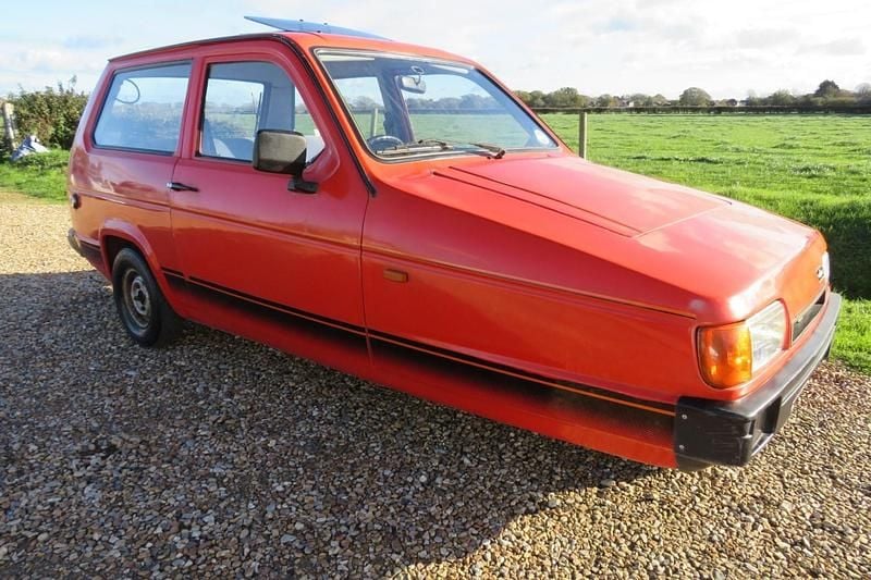 Used Reliant Robin 1990 Red Hatchback
