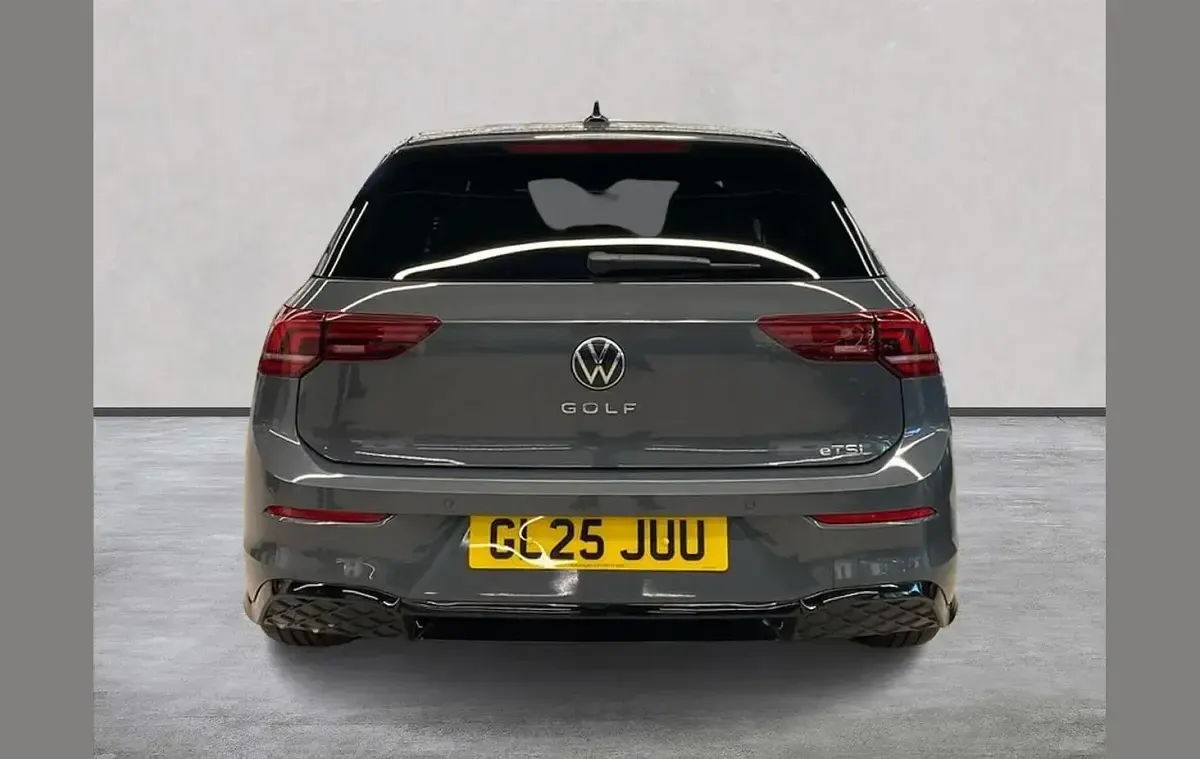 Used VW Golf VIII R-line 150 HP (110 kW) 2025 Grey Hatchback