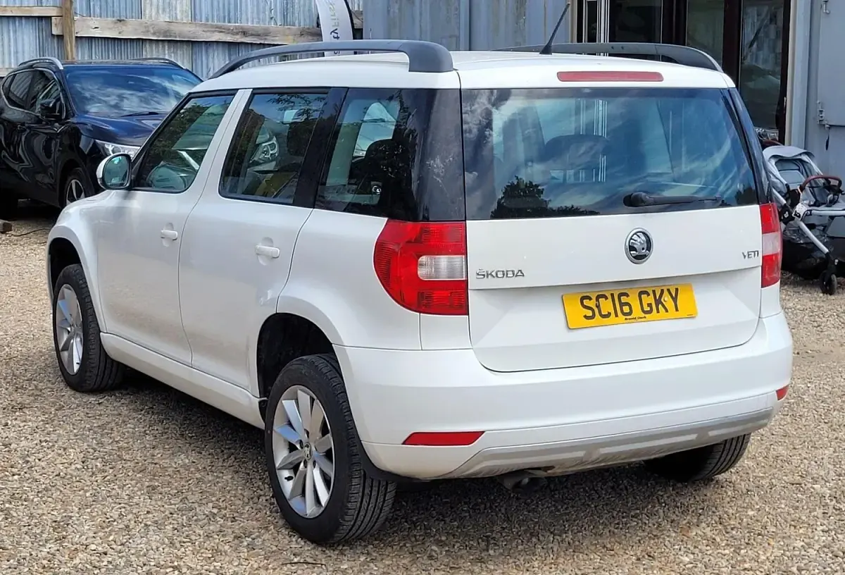 Used Skoda Yeti 2016 White SUV