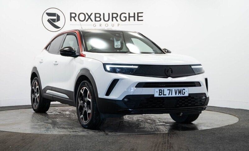 White Used 2022 Vauxhall Mokka SRi SUV | £13,199 (Good price) - Image 1/4