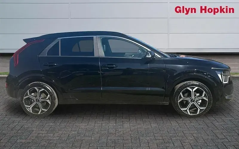 Used Kia Niro 129 HP (94 kW) 2025 Black SUV