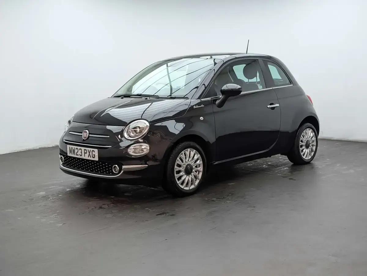 Used Fiat 500 Dolcevita 70 HP (51 kW) 2023 Black Hatchback