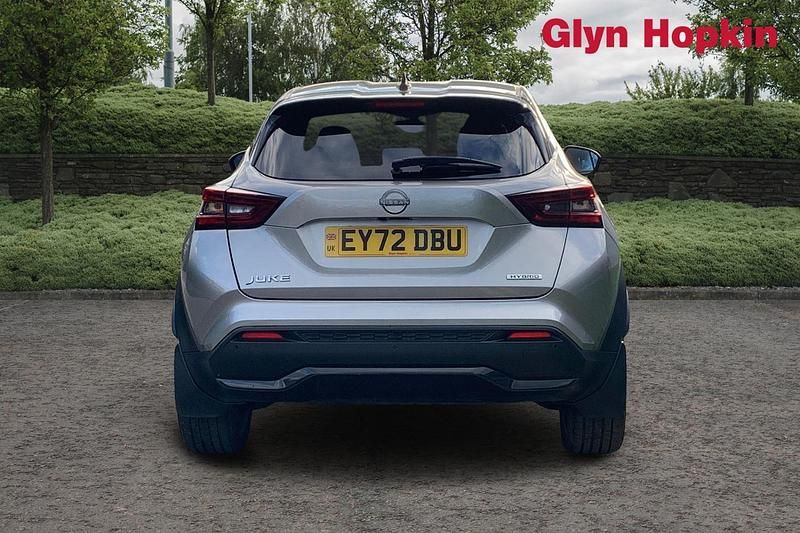 Used Nissan Juke Tekna+ 143 HP (105 kW) 2022 Silver SUV