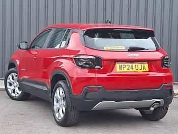 Used Jeep Avenger Altitude 100 HP (73 kW) 2024 Red SUV