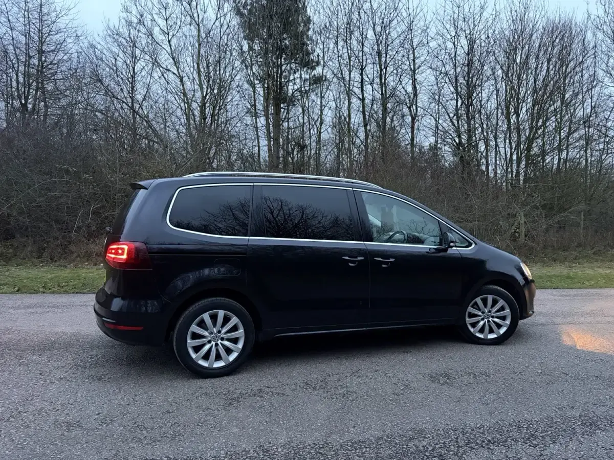 Usado VW Sharan SEL 177 HP (130 kW) 2019 Preto Monovolume