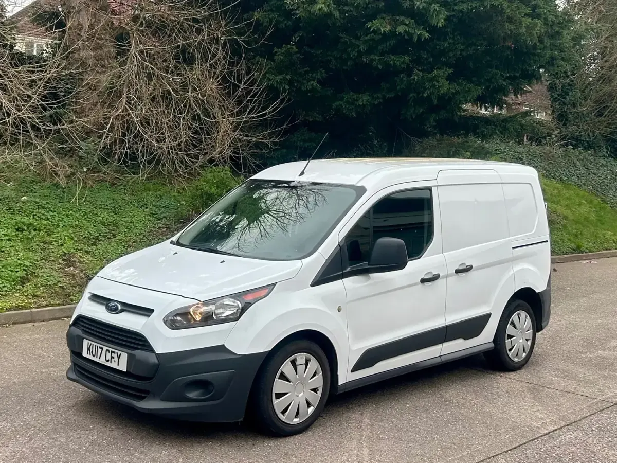 Second-hand Ford Transit Connect 100 CP (73 kW) 2017 Alb Monovolum