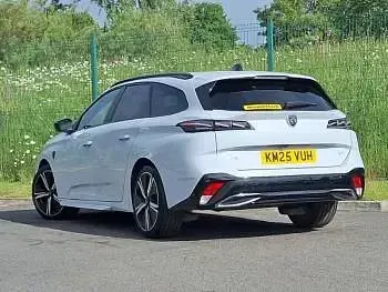 Used Peugeot 308 GTi 136 HP (100 kW) 2025 White Estate