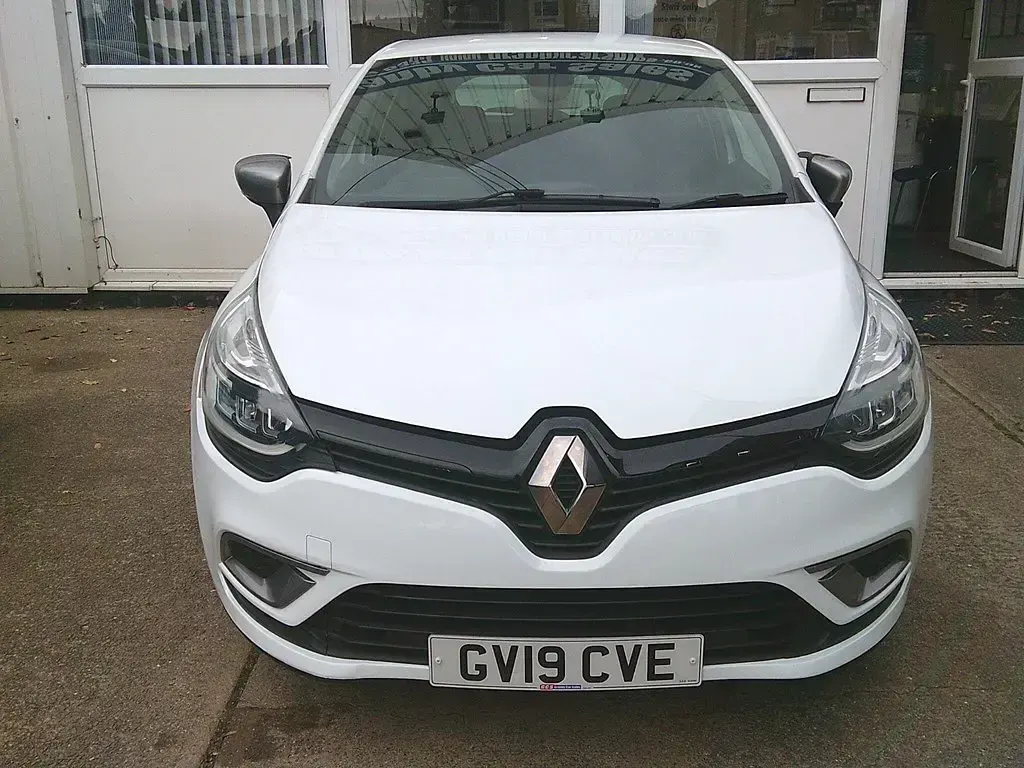 Used Renault Clio GT-Line 2019 White Hatchback