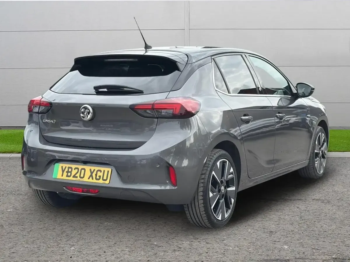 Second-hand Vauxhall Corsa-e Elite 98 kW (134 CP) 2020 Gri Hatchback