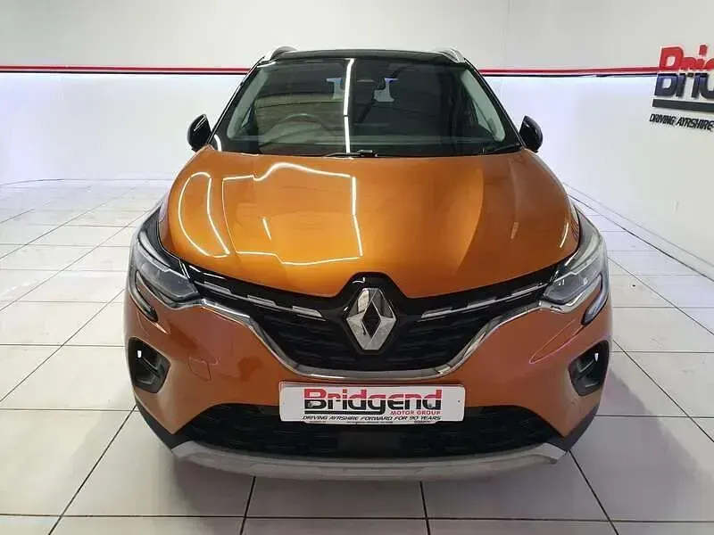 Used Renault Captur Version S 2020 Orange/black SUV