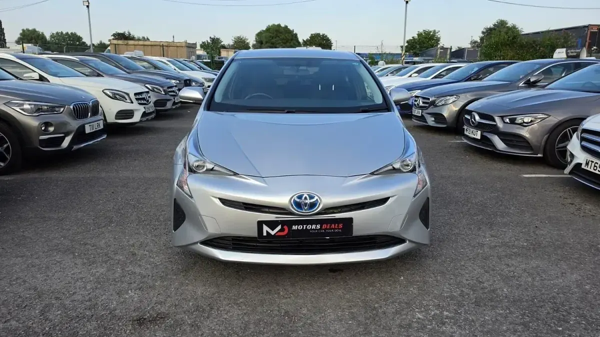 Used Toyota Prius 2017 Silver Hatchback