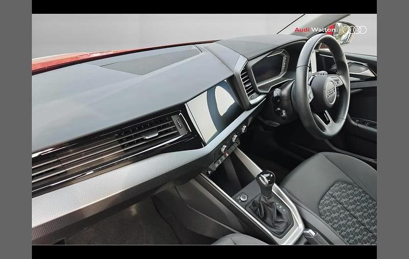 Used Audi A1 Sport 108 HP (79 kW) 2023 Red SUV