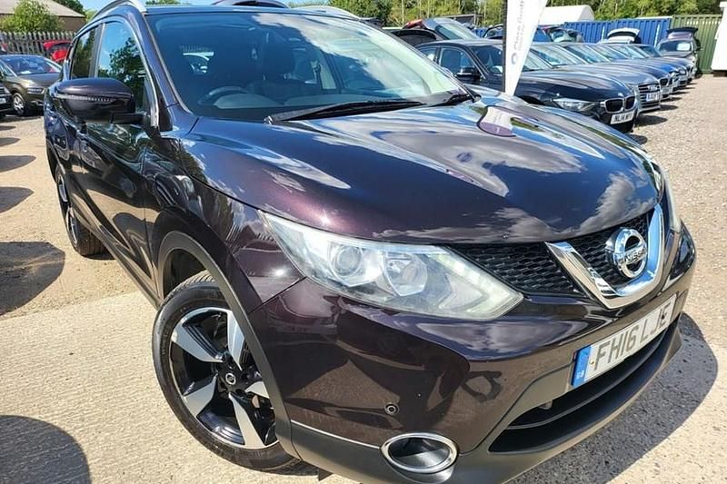 Used Nissan Qashqai N-TEC 110 HP (80 kW) 2016 Black SUV