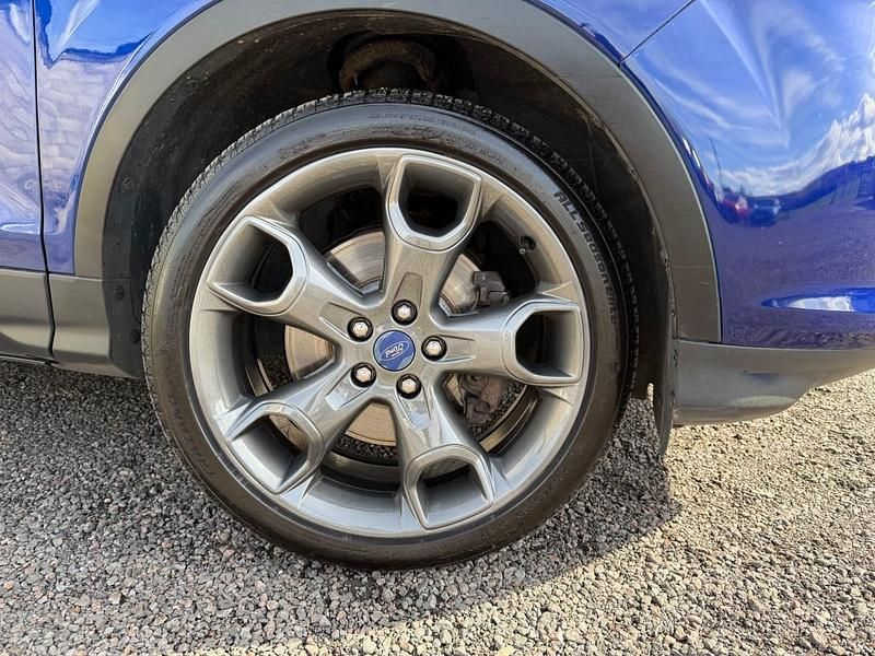 Begagnad Ford Kuga Titanium X 2014 Blå SUV