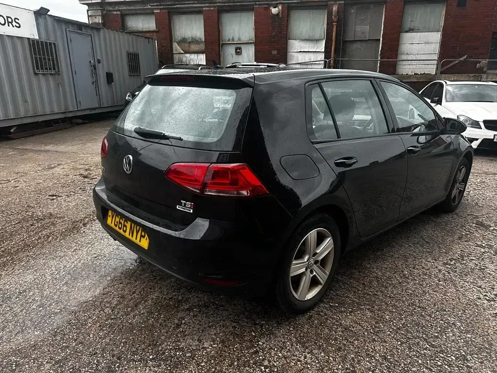 Used VW Golf VII Edition 125 HP (91 kW) 2016 Black Hatchback