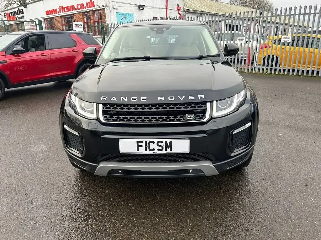 Used Land Rover Range Rover evoque SE 240 HP (176 kW) 2018 Black SUV
