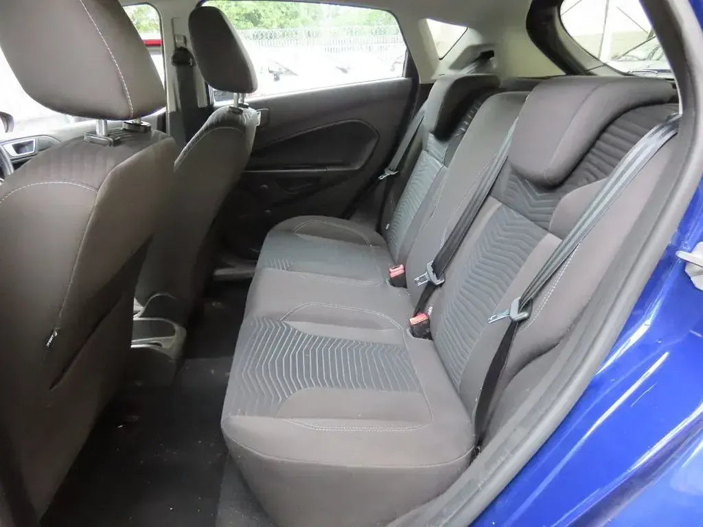 Used Ford Fiesta Zetec 2015 Blue Hatchback