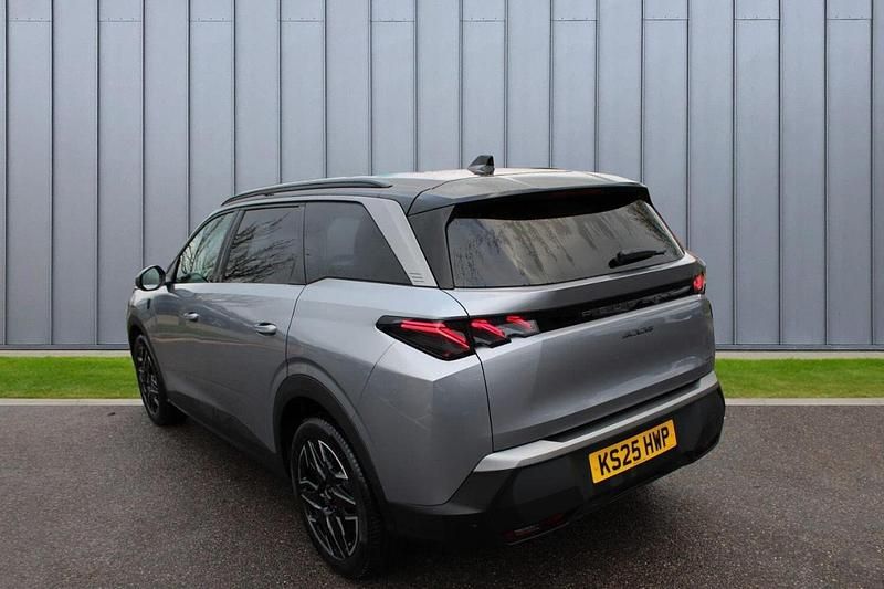 Used Peugeot 5008 GT 134 HP (98 kW) 2025 Grey MPV