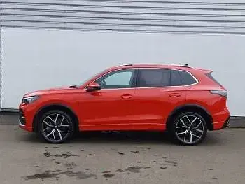 Used VW Tiguan R-line 272 HP (200 kW) 2025 Red SUV