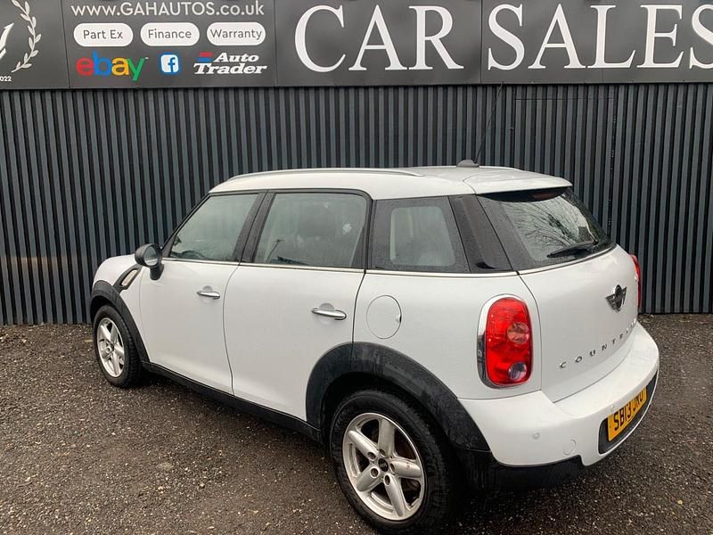 Used Mini One D 90 HP (66 kW) 2013 White Hatchback