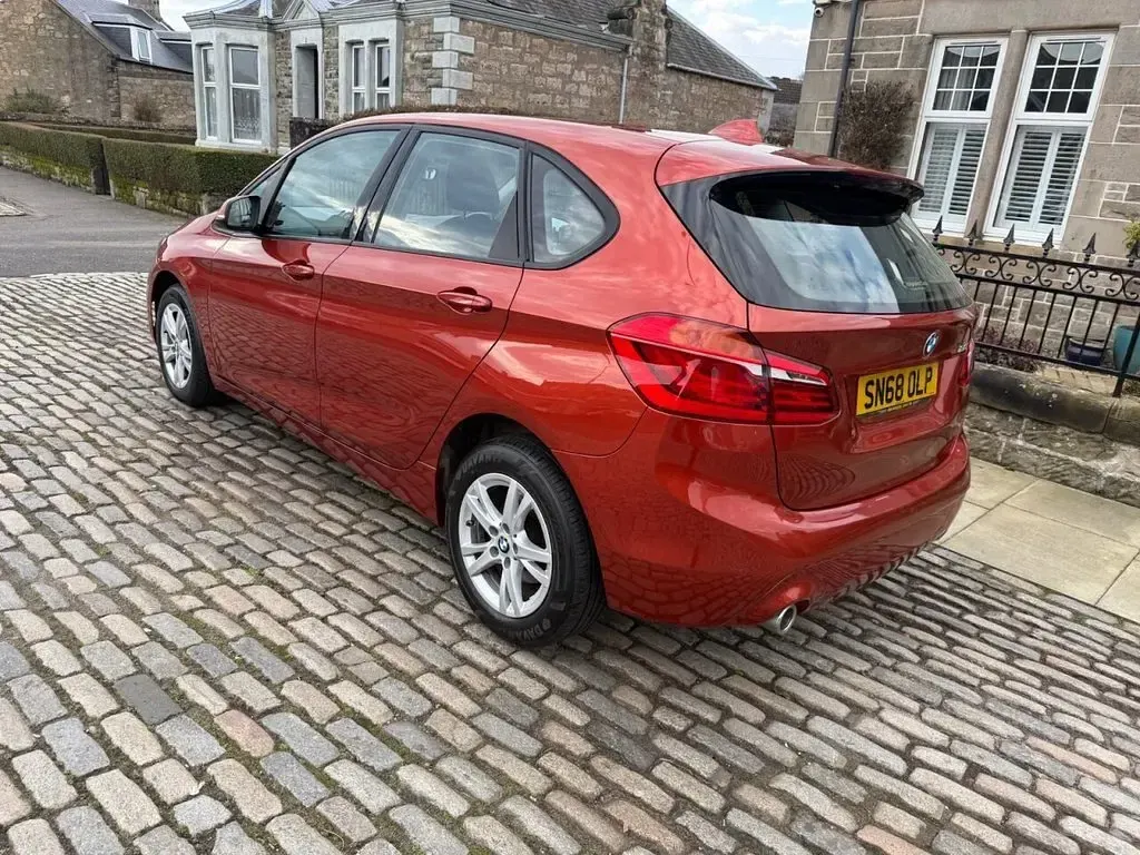Used BMW 218 Comfort Edition 2018 Orange MPV