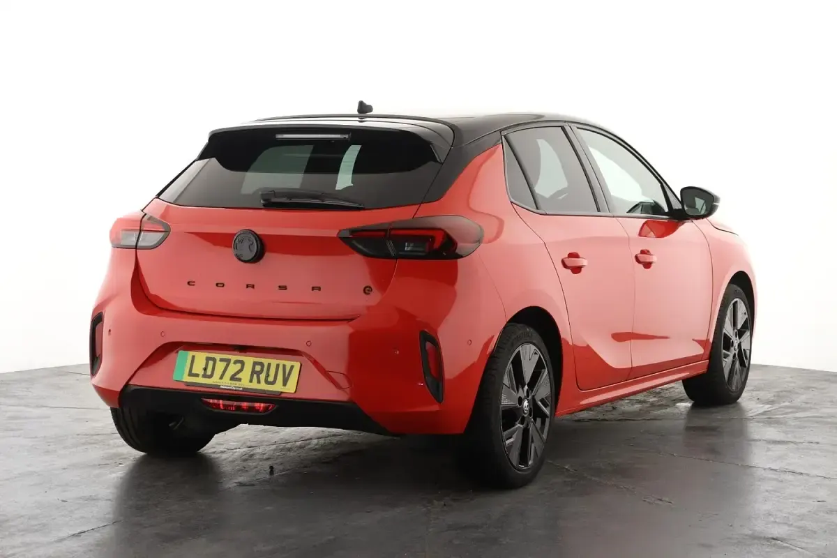 Used Vauxhall Corsa-e Edition 100 kW (136 HP) 2022 Red Hatchback