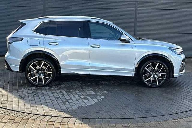 Used VW Tiguan 272 HP (200 kW) 2025 SUV