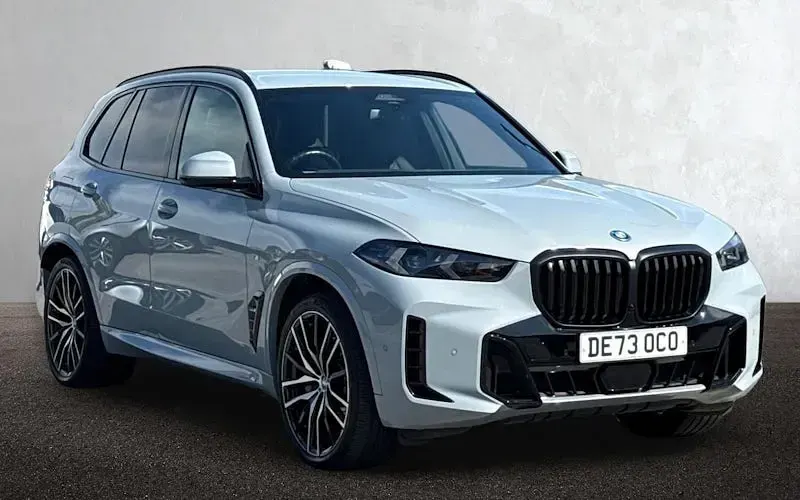 Usado BMW X5 M Sport 489 HP (359 kW) 2026 SUV